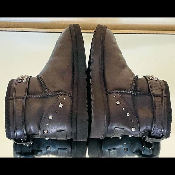 Ugg Deva Decor 1013875 Swarovski Bling Black Leather Mini Boots women’s SZ 8 - Picture 3 of 11